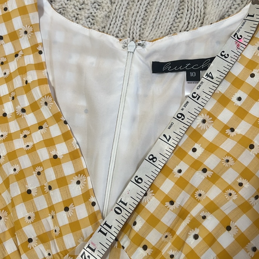 Hutch Size 10 Floral Dress - Picture 15 of 16